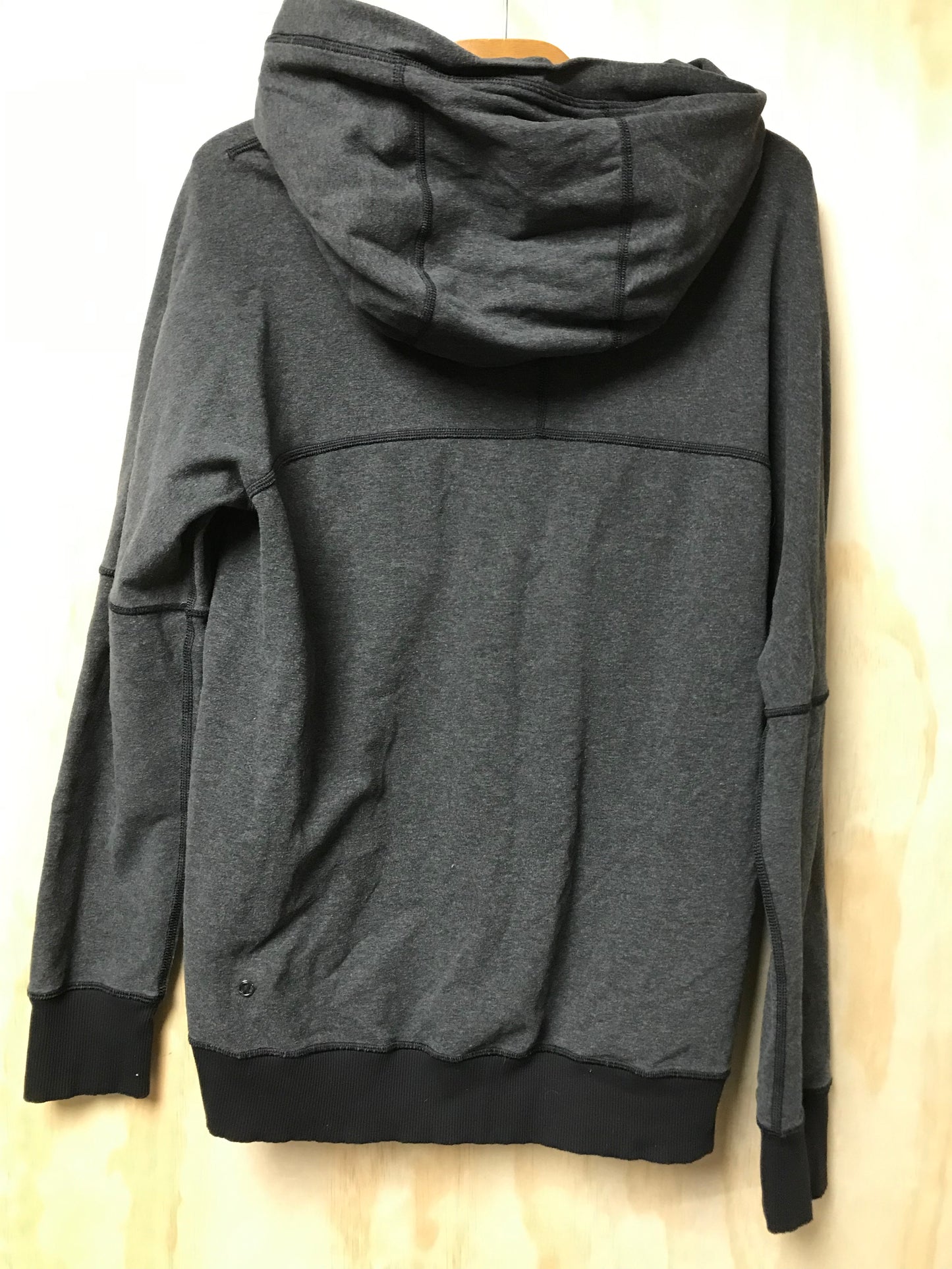 Lululemon sweater with hood L