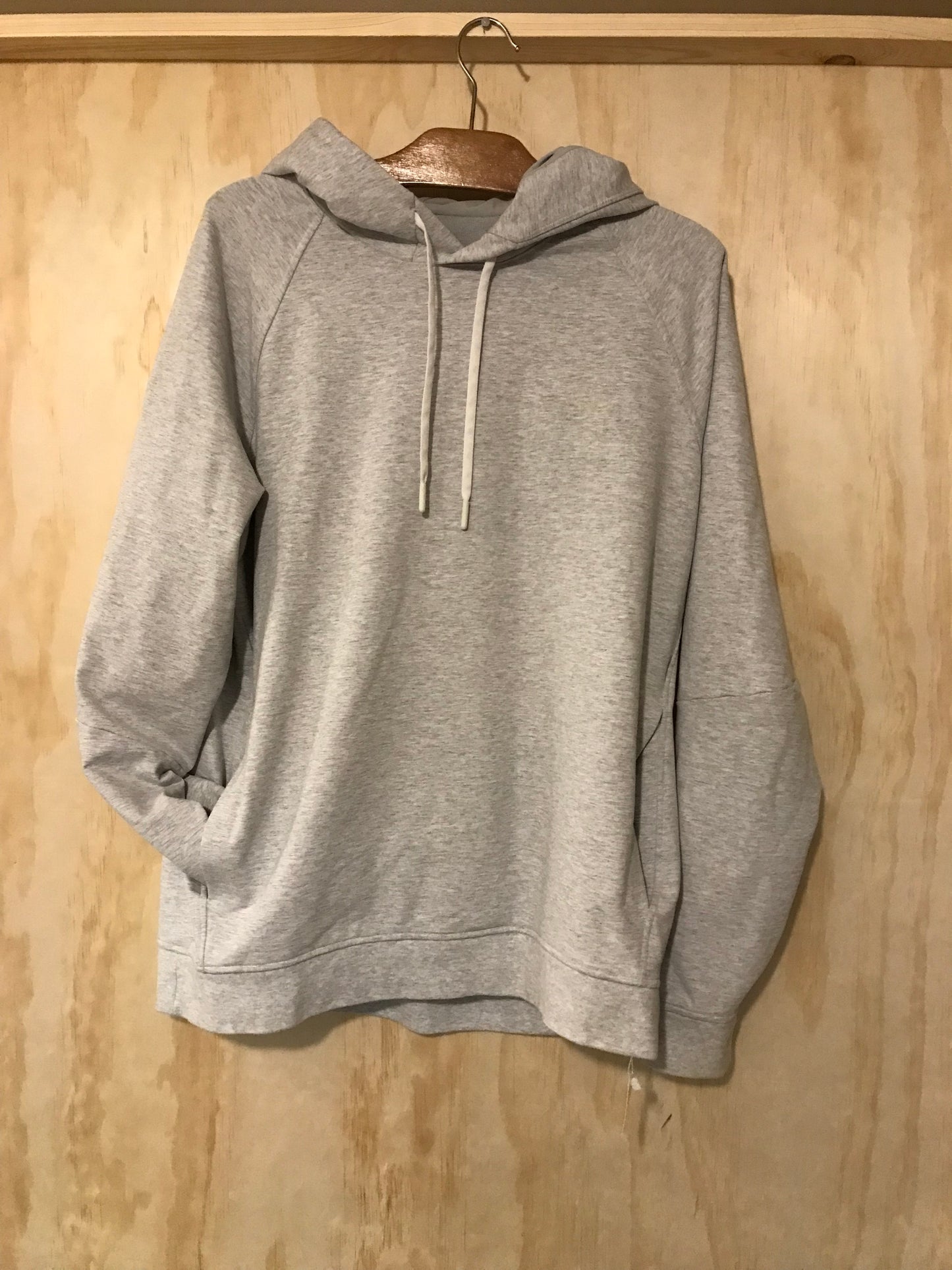 Lululemon pullover sweater L