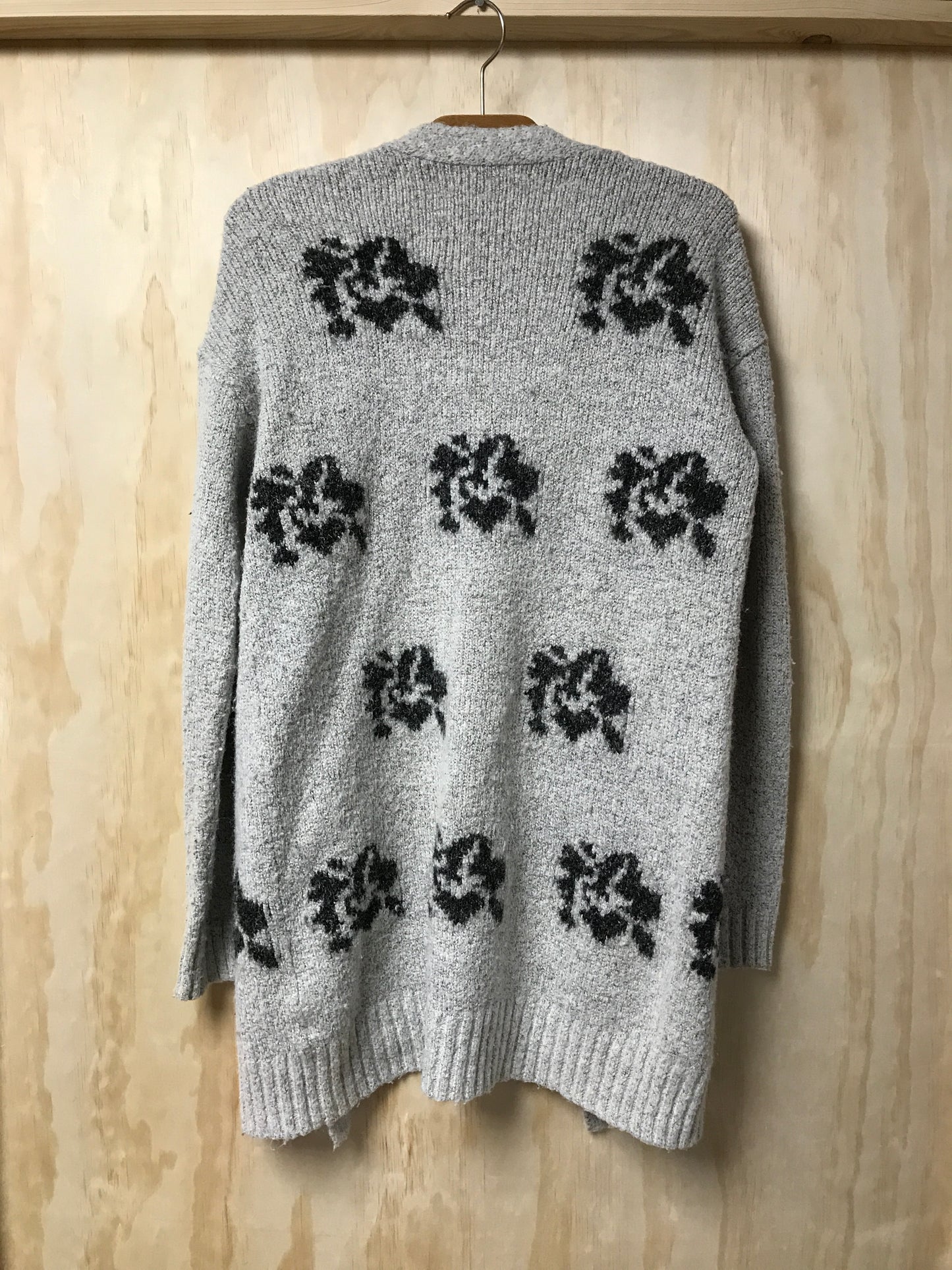 Camber & Grace knit cardigan S