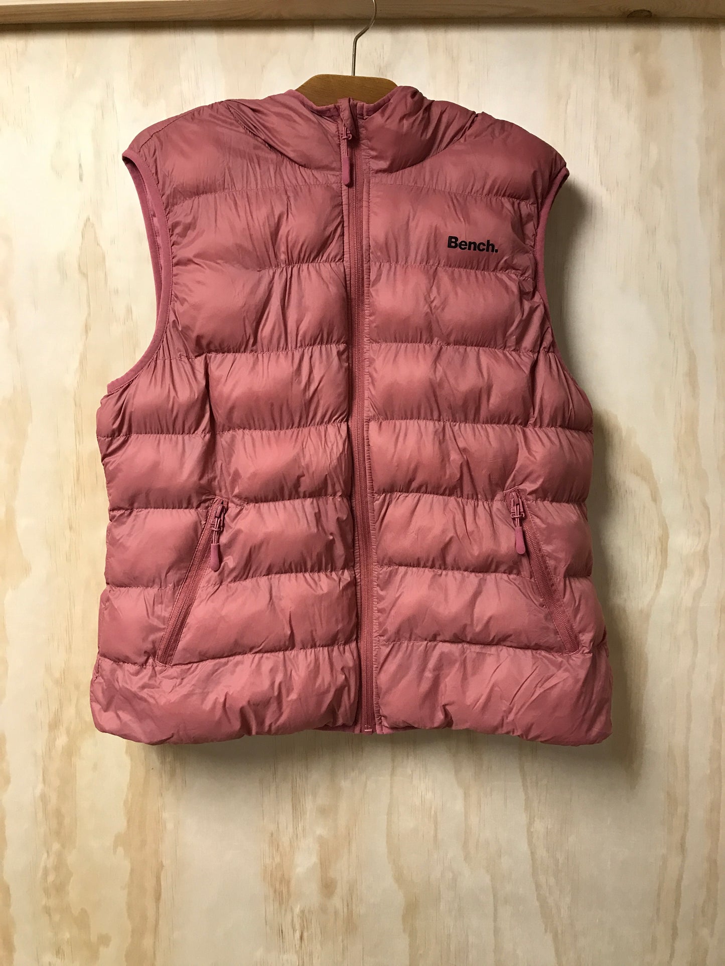 Bench pink puffer vest L