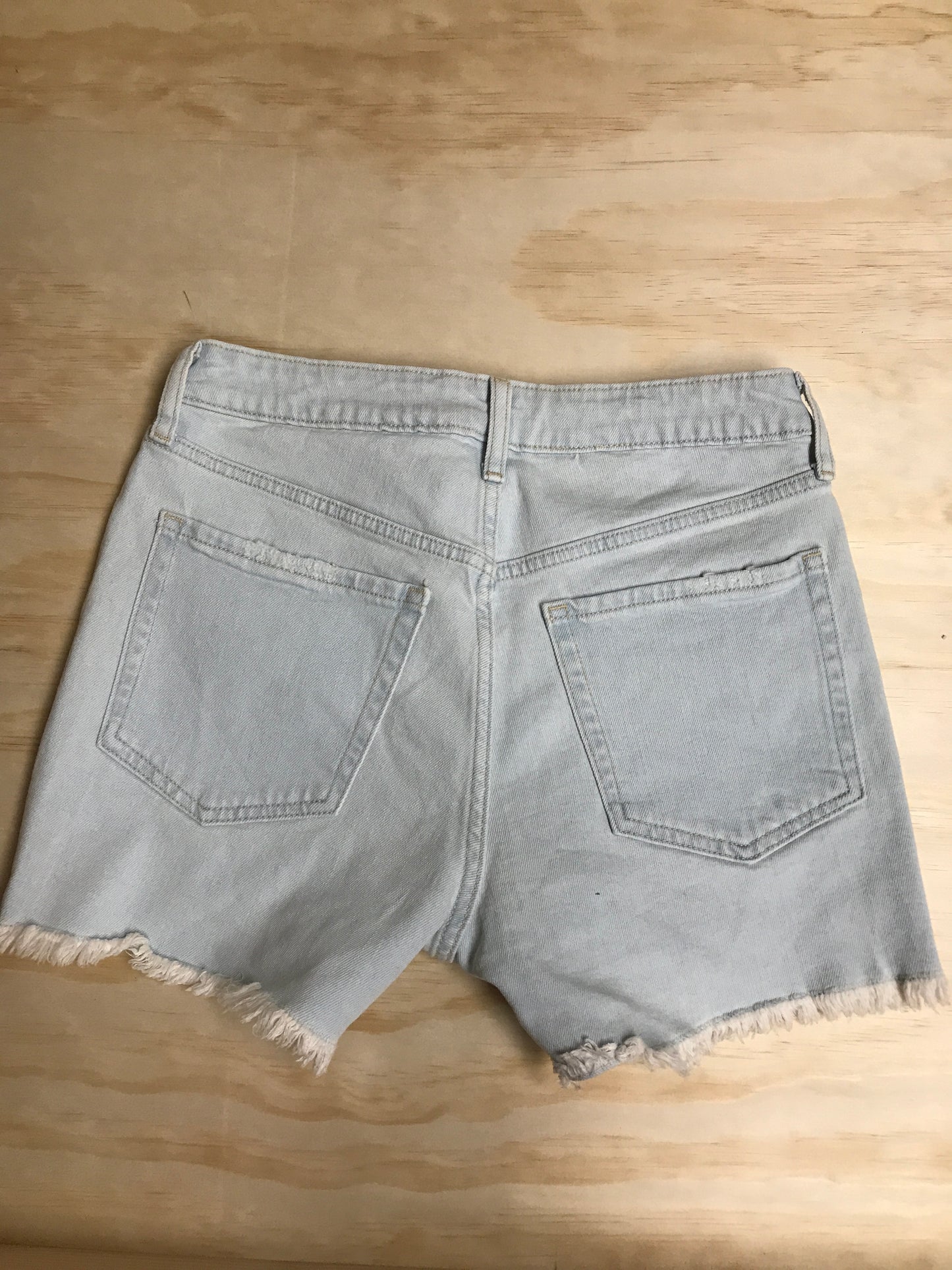 Old navy cut off shorts 4