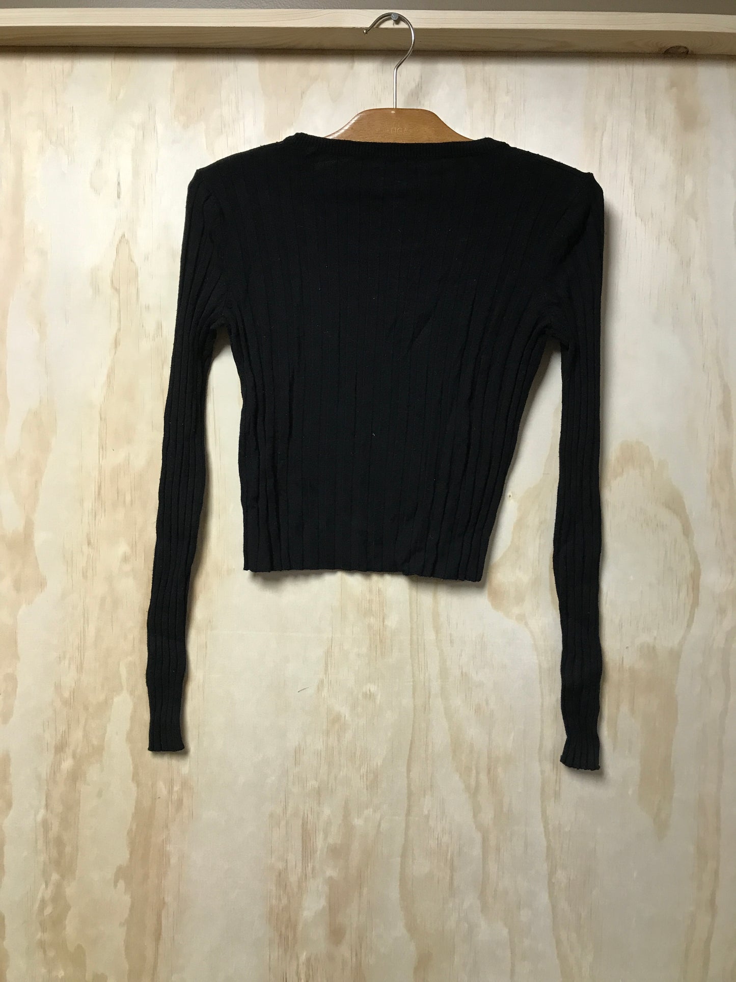 Bershka croped knit long sleeve M