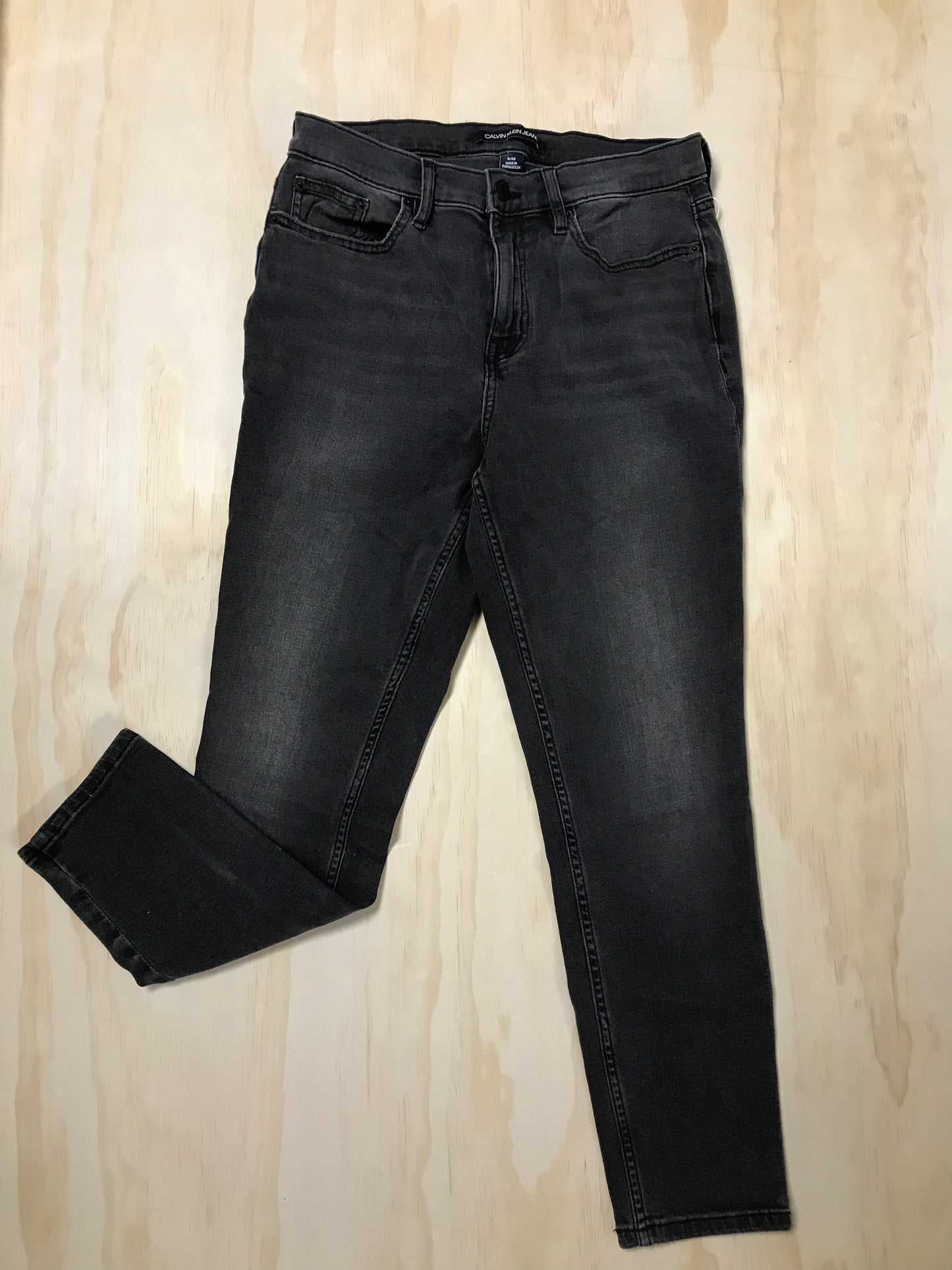 Calvin Klein high rise skinny 8/29